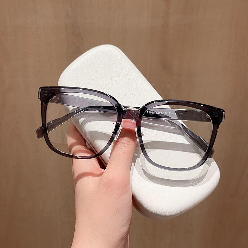 

Новые очки Internet Celebrity Plain Tr90 в черной оправе