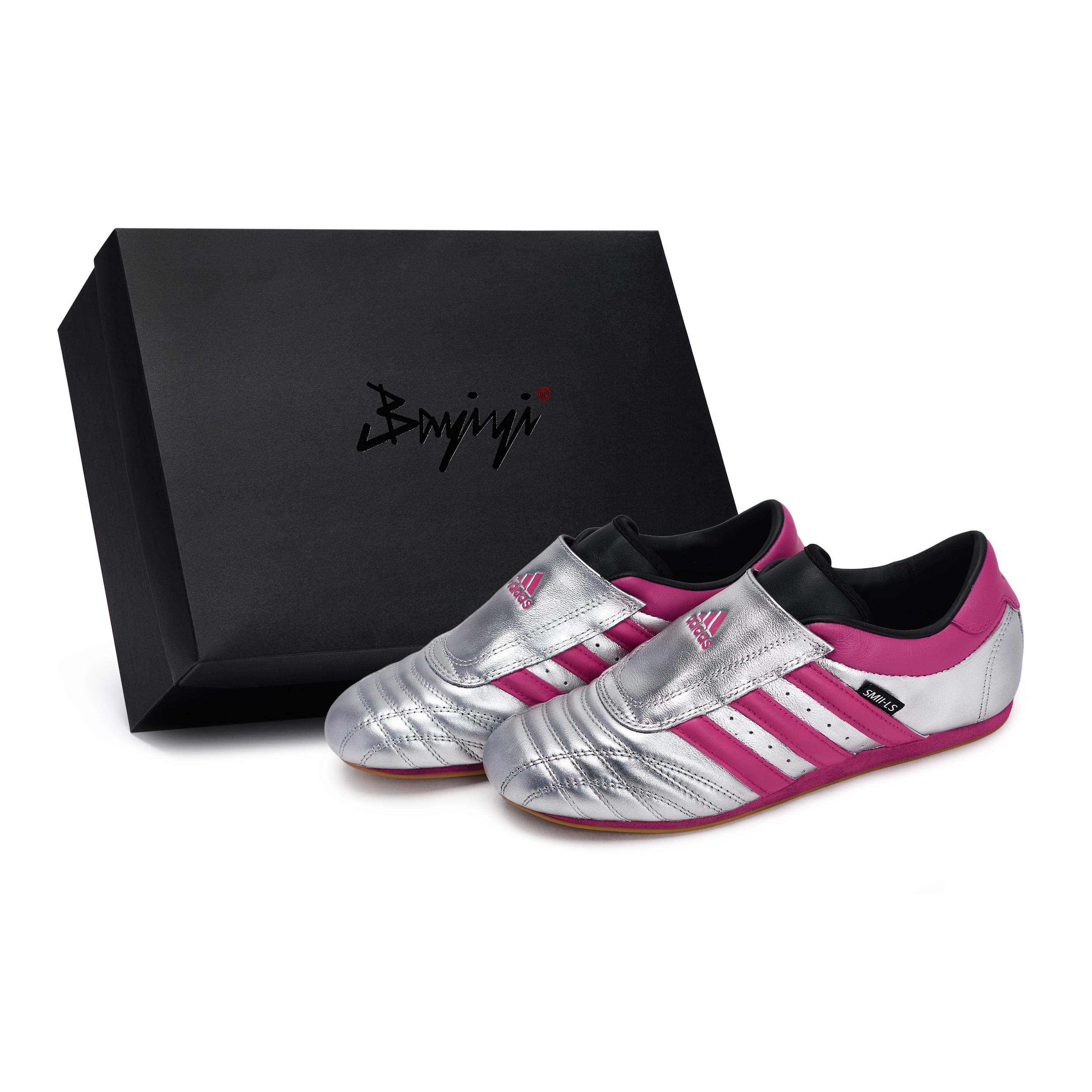 

Adidas Originals Taekwondo Training Shoes Women s Low Top Silver Pink JQ4775(Team80-S-BOX) 36⅔