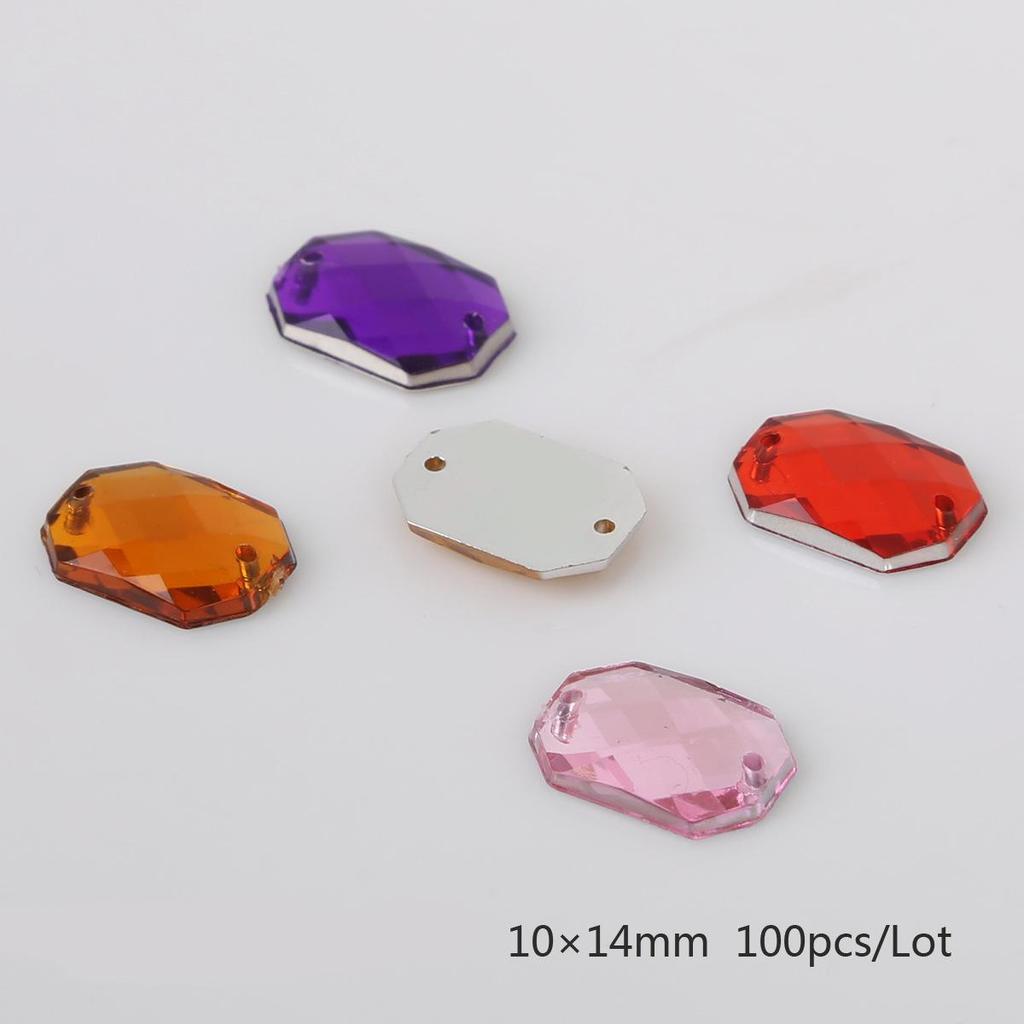 Kulaté mnohostranné akrylové kamínky s plochou zadní stranou a dvěma otvory pro DIY šperkové doplňky