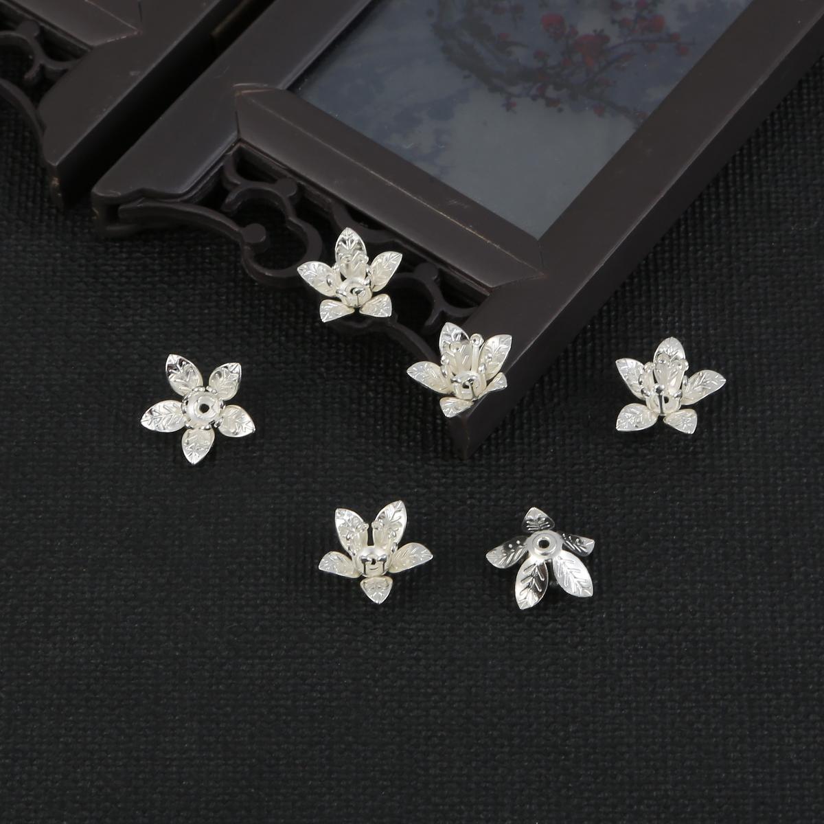 

Покрытие цветок лотоса свободные проставки из бисера колпачки конусные бусины колпачки филигрань для самостоятельного поиска ювелирных изделий 14×6mm 2pcs серебряный