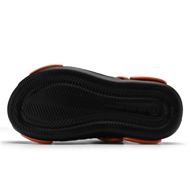 Fashion Summer Men Clogs Breathable Beach Slippers Soft Sole Men Home Slippers Outdoor Antiskid Slides