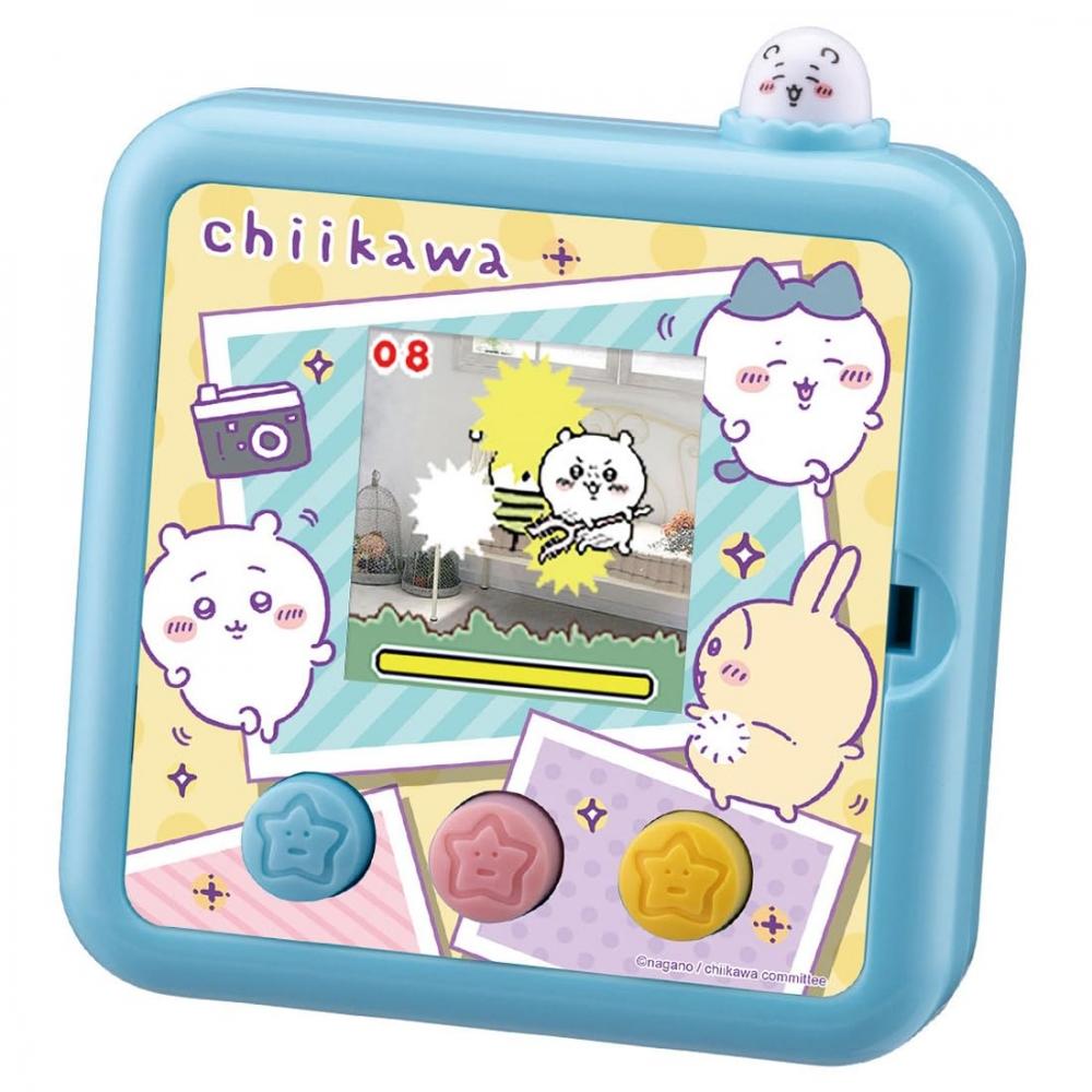 

Chikawa Yay з камерою Blue