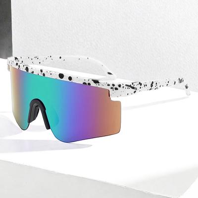 1 Piece of Unisex Plastic One-Piece Large Frame Fashionable Sports Glasses Outdoor Decorative Sunglasses