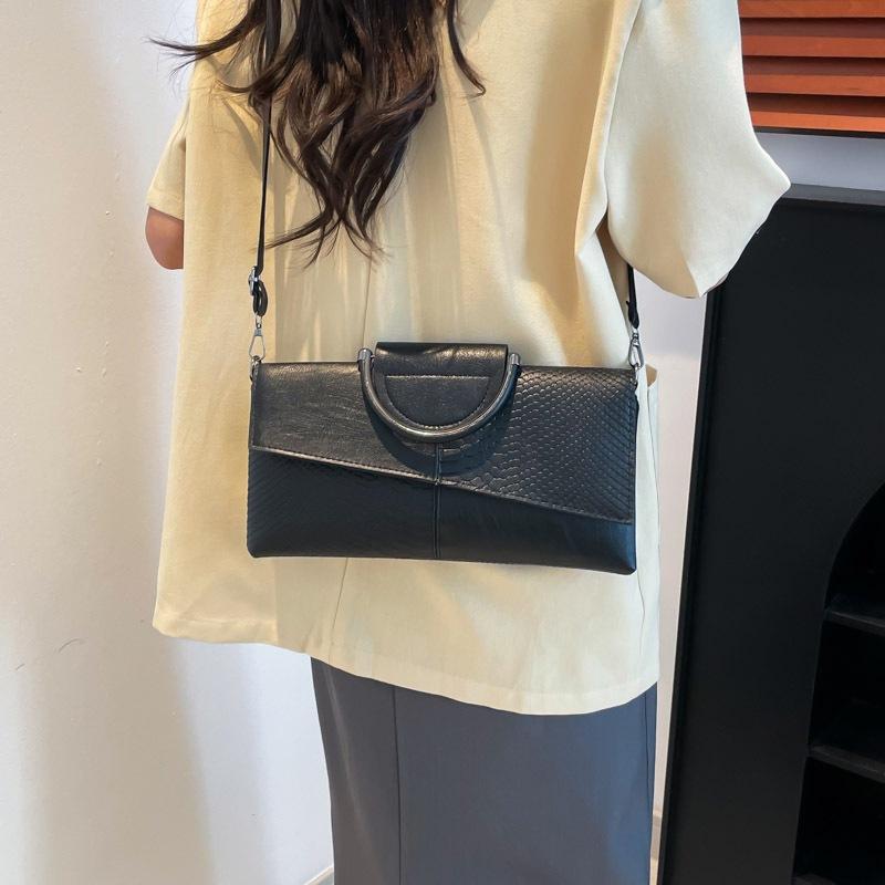 

Handbag Women s 2025 New Women s Envelope Bag Crocodile Pattern Hand Grab Bag Crossbody Bag Women s Shoulder Bag Retro Women s Bag чорний