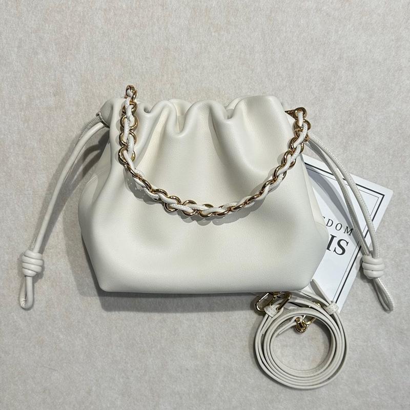 New leather drawstring lucky bag fashion trend pleated cloud bag small cute messenger bag celebrity bucket bag