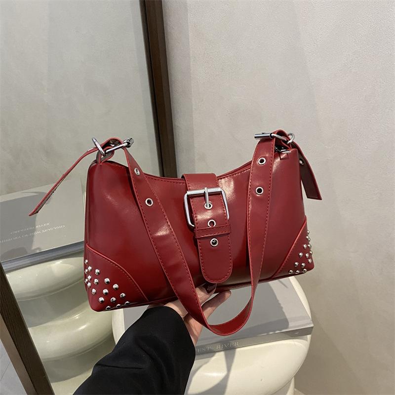 Summer New 2 Ladies Retro Armpits Do Old Color Locomotive Rivet Pin Buckle Decorative Shoulder Baguette Bag