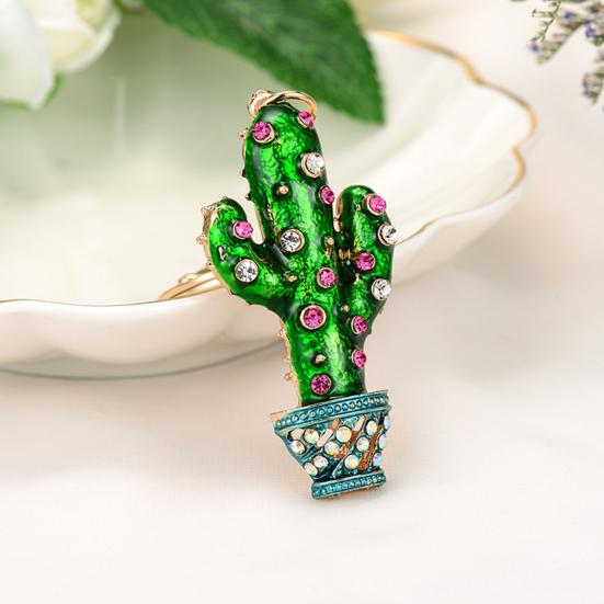Keychain Sparkling Rhinestones Inlaid Cactus Design Keychain Pendant Enamel Oil Drip Process Smooth Edges Spring Buckle Key Holder Backpacks Accessory