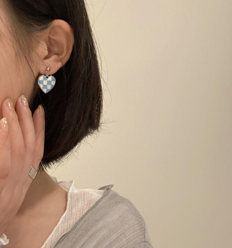 Love Checkerboard Stud Earrings 2025 New Trendy Texture Earrings Earclips Earrings Without Earrings