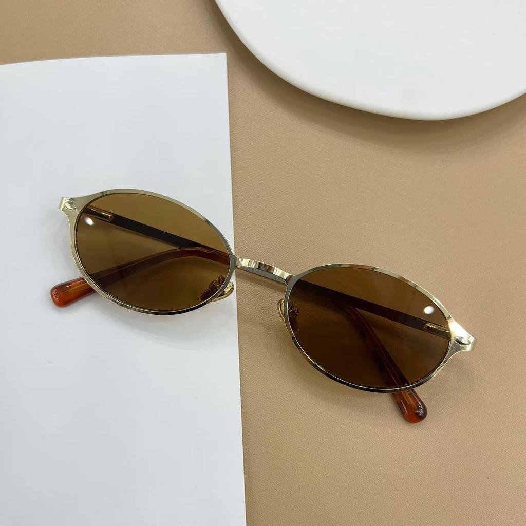 New High Quality Metal Oval Glasses Frame For Women High End Plain Glasses Flat Lens Anti Blue Light And Anti Radiation Glasses