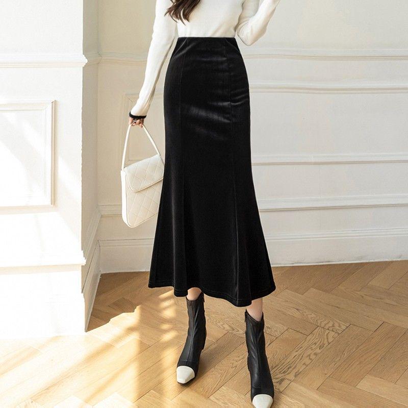 

Golden Velvet Fishtail Skirt - Women s 2025 Autumn/Winter Collection, High Waist and Slimming Design 4XL (suggested 150-165 lbs)