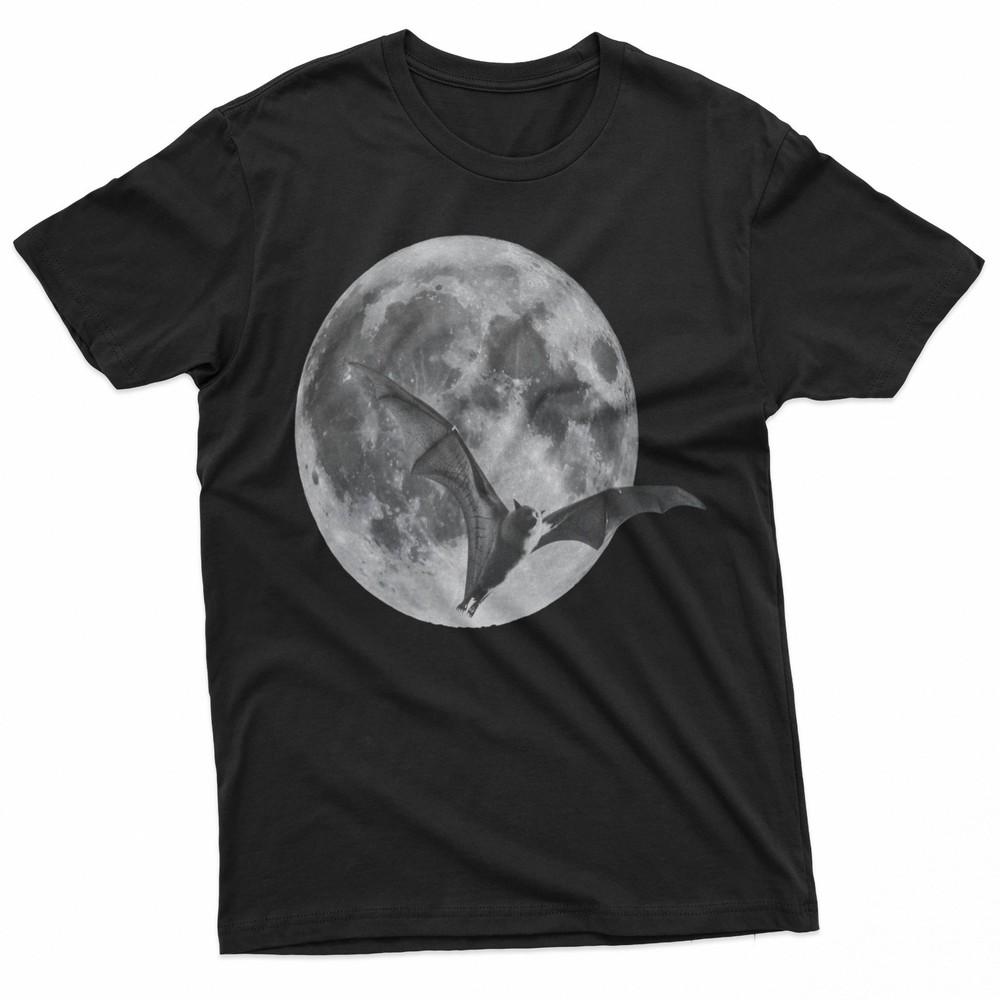 

Noir Full Moon with Flying Bat Goth Vintage TShirt Unisex T-Shirt L