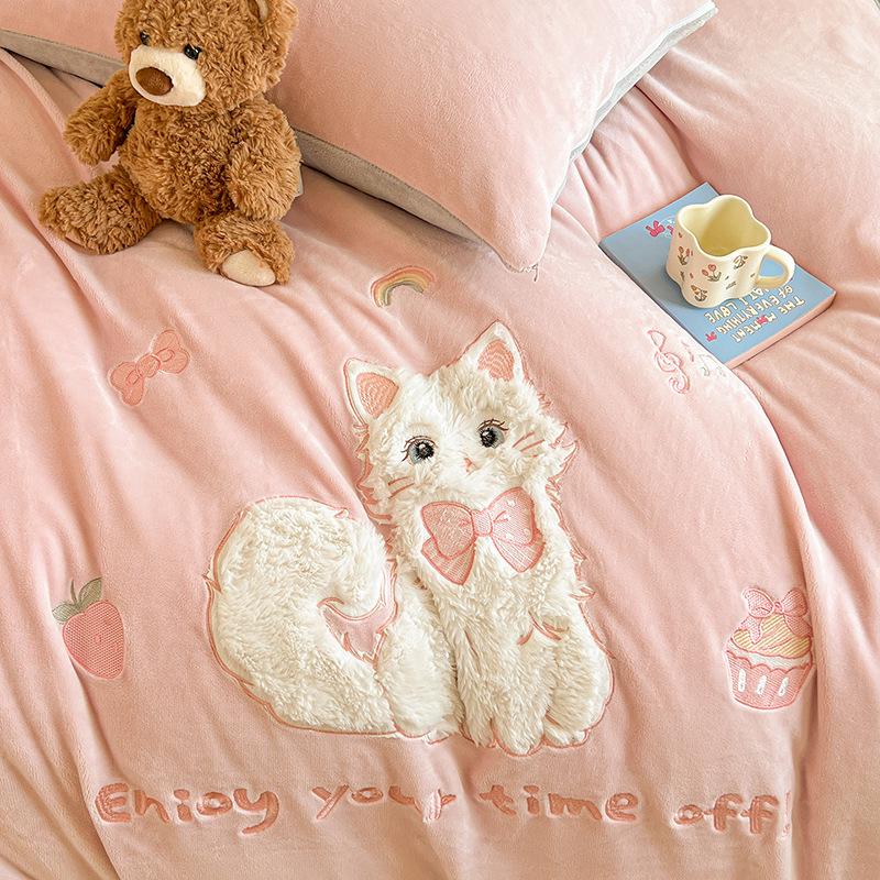 2025 Winter Milk Velvet 4-Piece Set: Thick Warm Double-Sided Fleece Bed Sheet, Fitted Sheet & Duvet Cover.