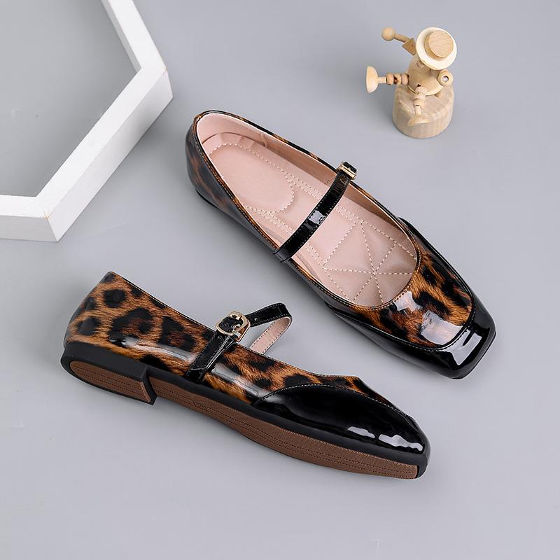 Mary Jane Shoes for Women Dressy Square Toe Ballet Flats with Strap Comfortable Walking Shoes Women's Soft Faux Leather Anti-Slip Ballerina Shoes