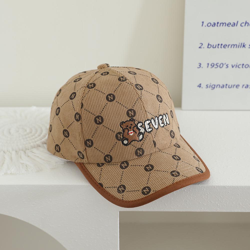 Children s Autumn/Winter Corduroy Little Bear Embroidery Hat - Korean Style Duckbill Baseball Cap with Graffiti Design. 52-54 CM