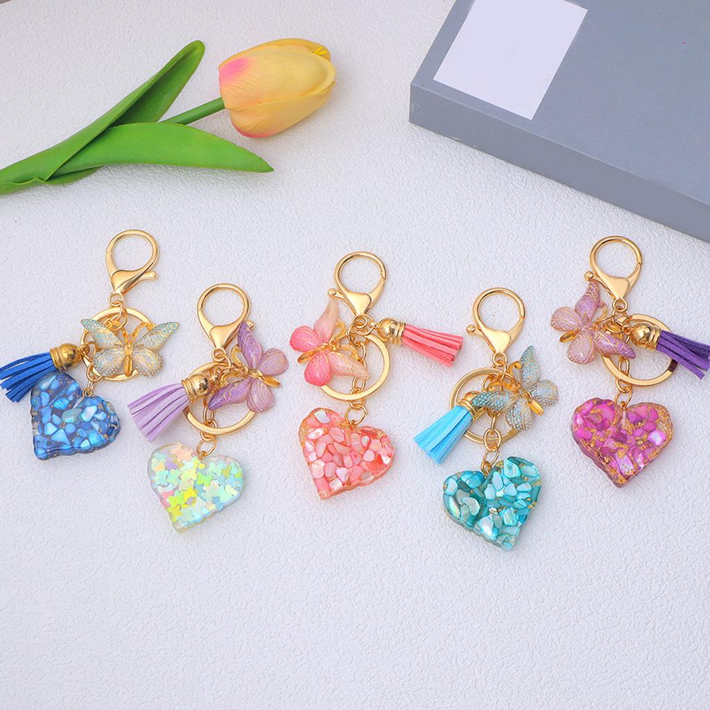 Lovely Butterfly Keychain Shiny Sequin Filled Resin Keyring Handbag Charm Car Key Chain Heart Bag Charm Decorations