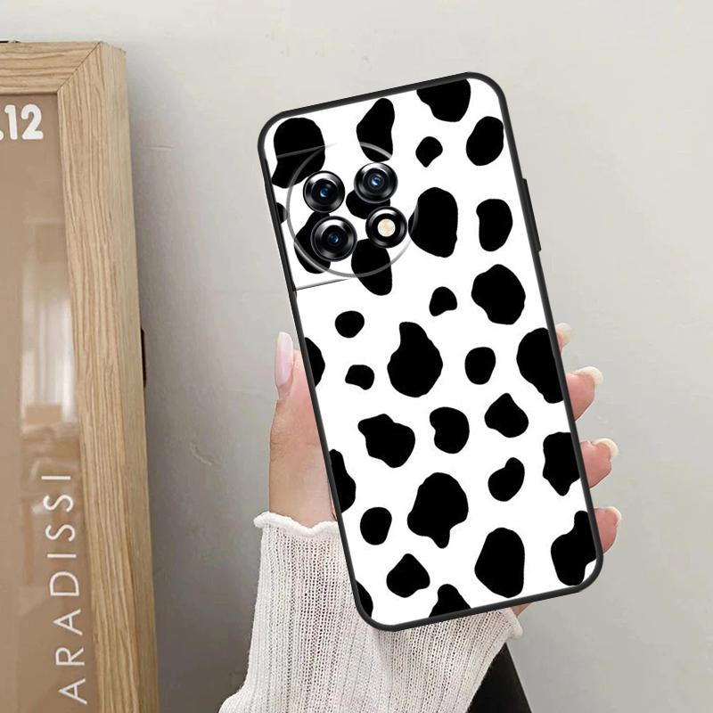 White Black Cow Print Case For OnePlus Nord CE 5 2 3 4 Lite N20 N30 OnePlus 15 13 12 10 R 13T 10T 11 9 10 Pro Cover