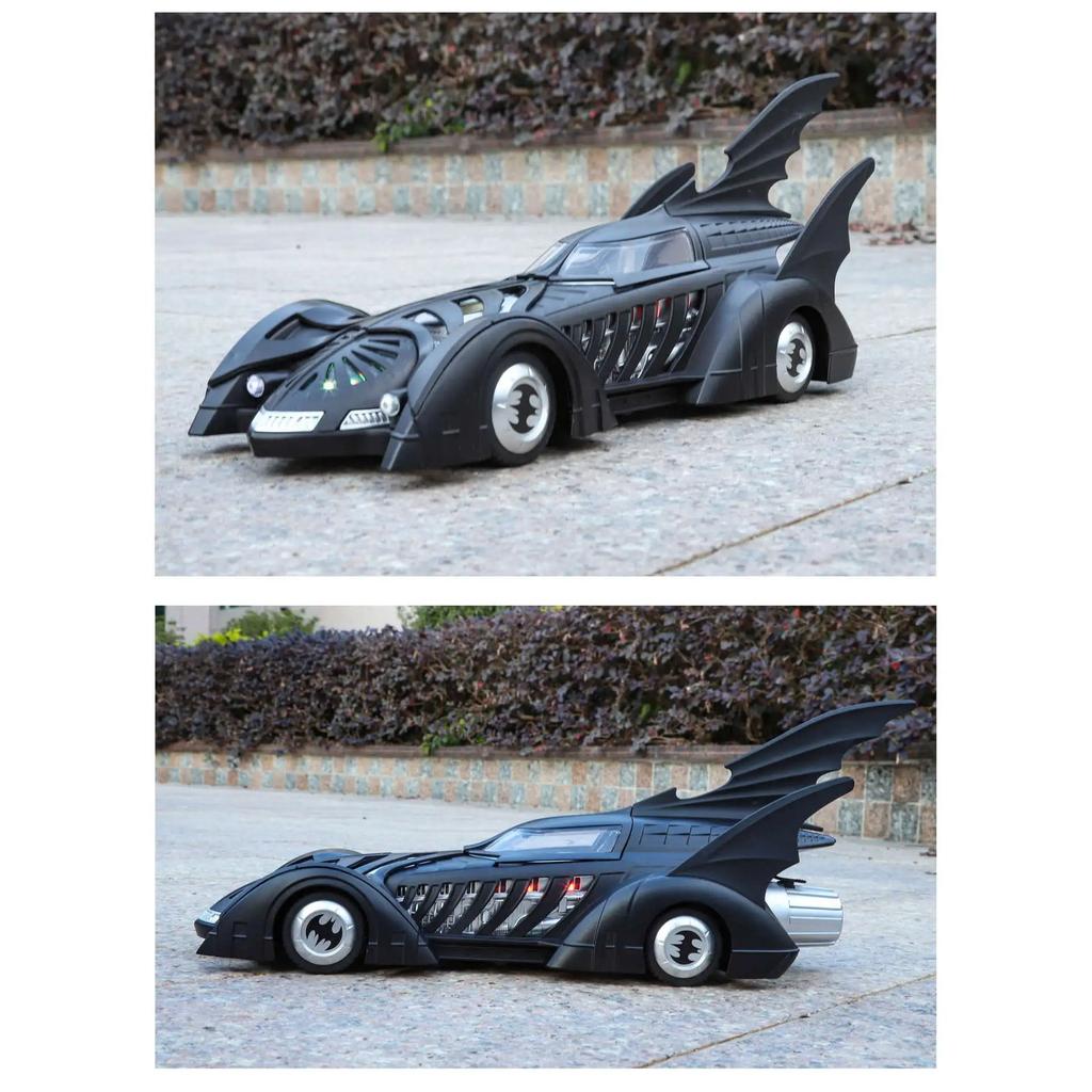 1/24 Classic Movie Car 1995 Batmobile Alloy Concept Bat Sports Car Model Metal Racing Vehicle Car Model Sound Light Kid Toy Gift