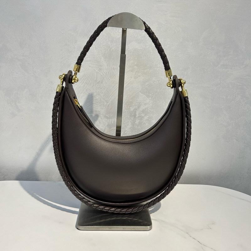 Genuine Leather Women's Bag Weaving Handheld Underarm Bag Versatile Crescent Bending Moon Bag Single Shoulder Diagonal Crossing Dumpling Women's Bag