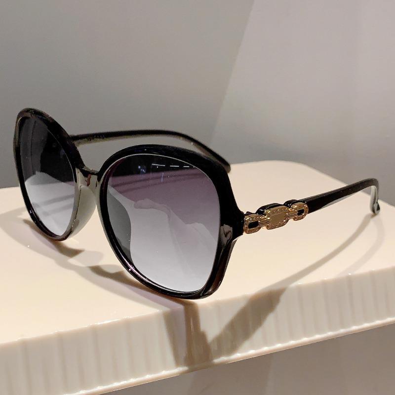 non-polarized Women Oversized Sunglasses New In Vintage Round Gradient Outdoor Shades Travelling Hiking Eyewear