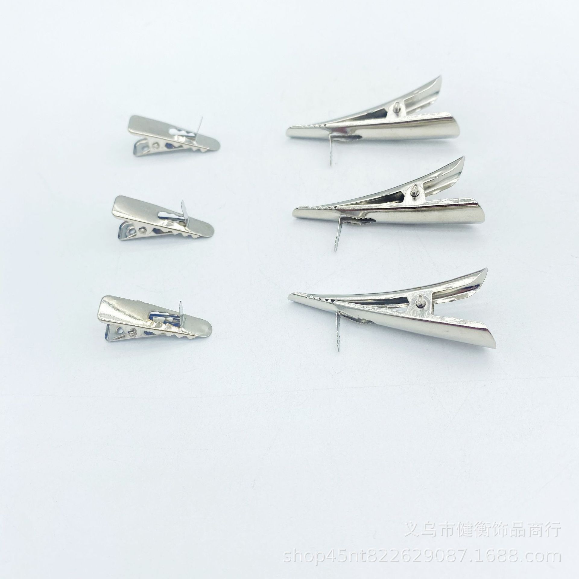 

Animal-Themed Metal Alligator Clips for Christmas Decoration 25mm