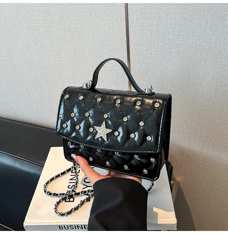 Rhombus embroidered thread bag women s 2025 new simple small square bag fashionable foreign style versatile chain crossbody backpack чёрный