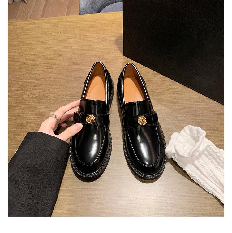 Whole Cowhide~ Thick-soled Camellia Jk Small Leather Shoes, Women's Small Gold Buckle, One Pedal, Lazy with Skirt, Genuine Leather Loafers