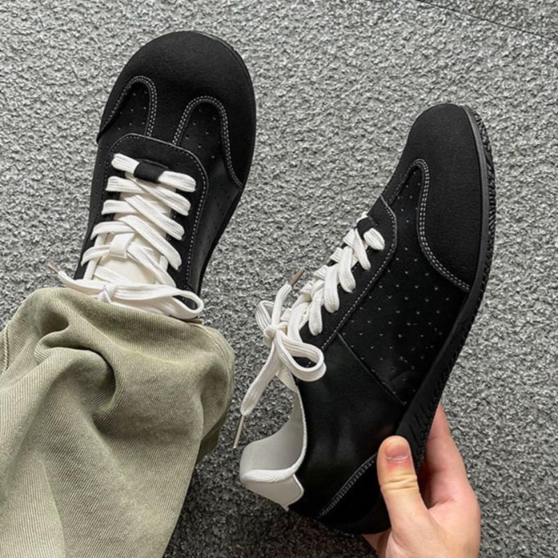 Men's Casual Low-top Sports Shoes Trendy Versatile Racing Shoes Men Comfort Luxury Soft Sole Light Board Shoes Zapatillas Hombre