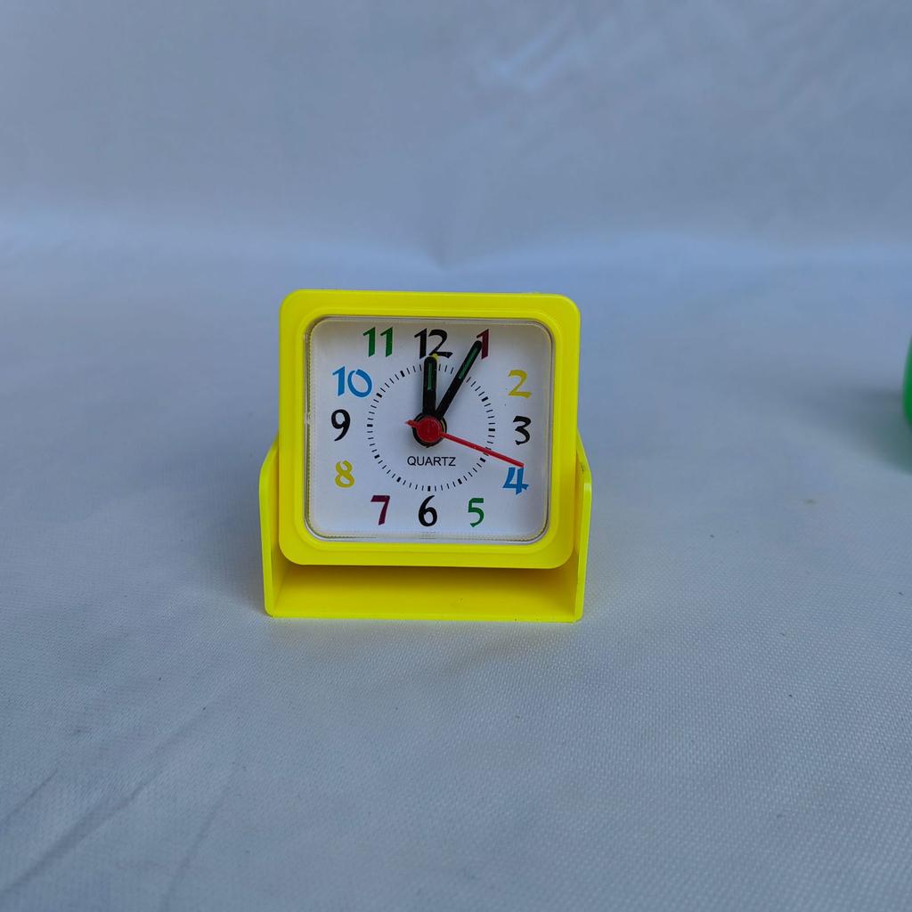 Creative mini alarm clock Simple and personalized colorful children's student gift alarm clock