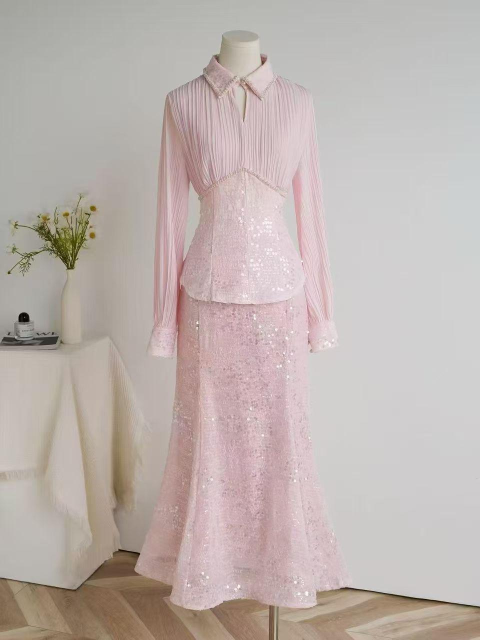 

Silk Pleated Shirt with Ruched Waist + Sequined Mermaid Skirt - New Fashion Runway Collection XXL рожевий