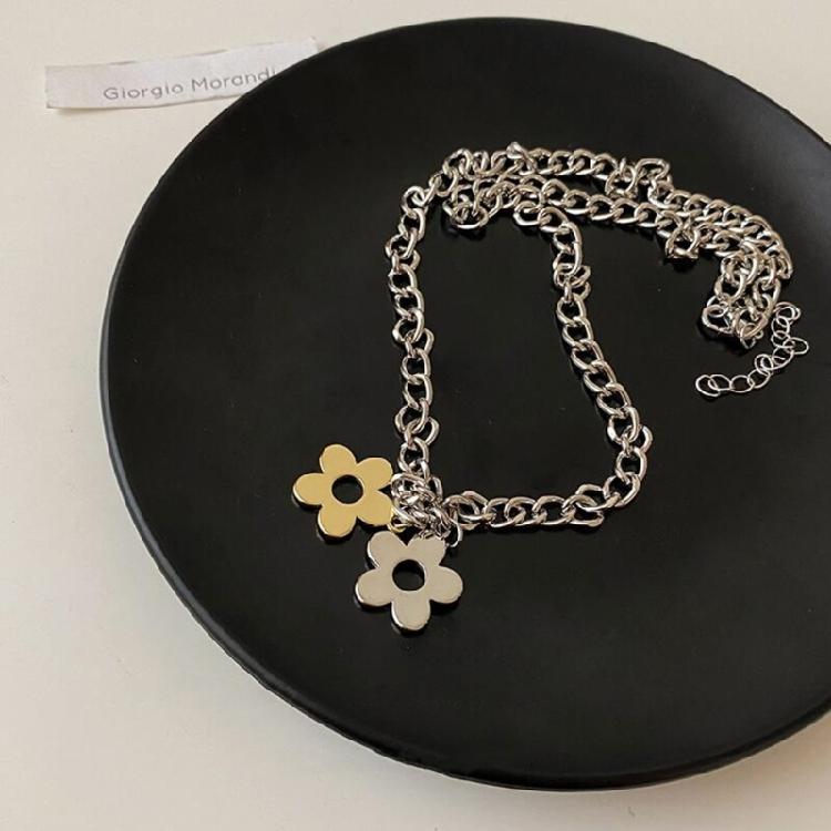 Flower Pendant Choker Pendant Necklaces Alloy Pendant Jewelry Y2k Accessories