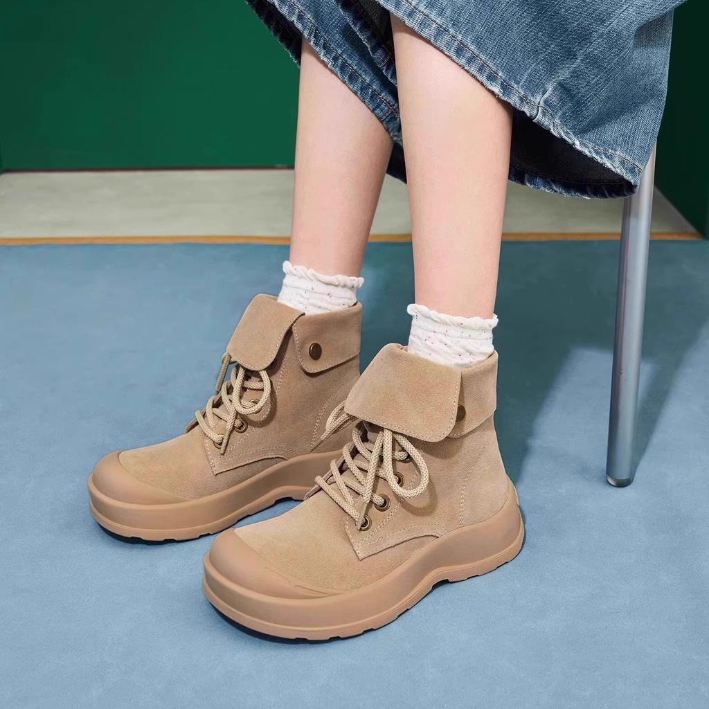 Big yellow boots women's 2024 new autumn and winter ugly cute platform locomotive Martin boots single boots popular short boots high top shoes