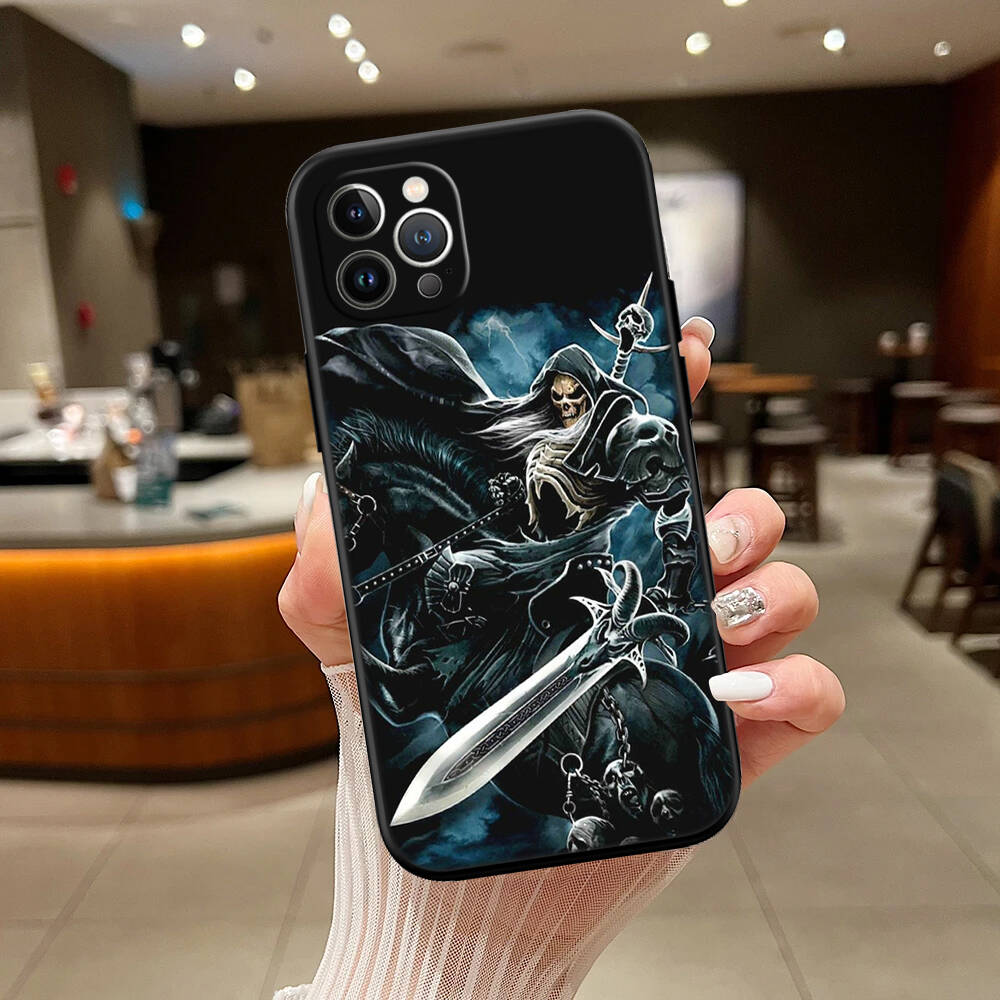 Skeleton Skull New Phone Case for iPhone 6 6s 7 8 11 12 13 14 15 16 17 16E XS Pro Max XR X SE Air