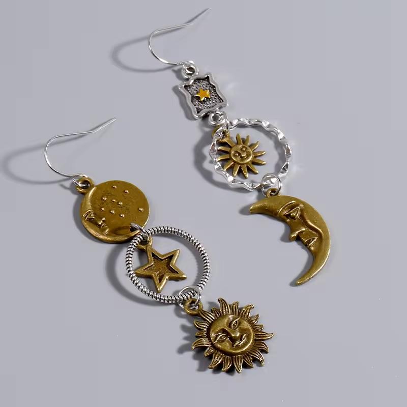 Griechische Mythologie Gesicht Sonne Mond Anhänger Kreatives Design Damen Asymmetrisch Persönlichkeit Anhänger Ohrringe Party Schmuck Geschenke