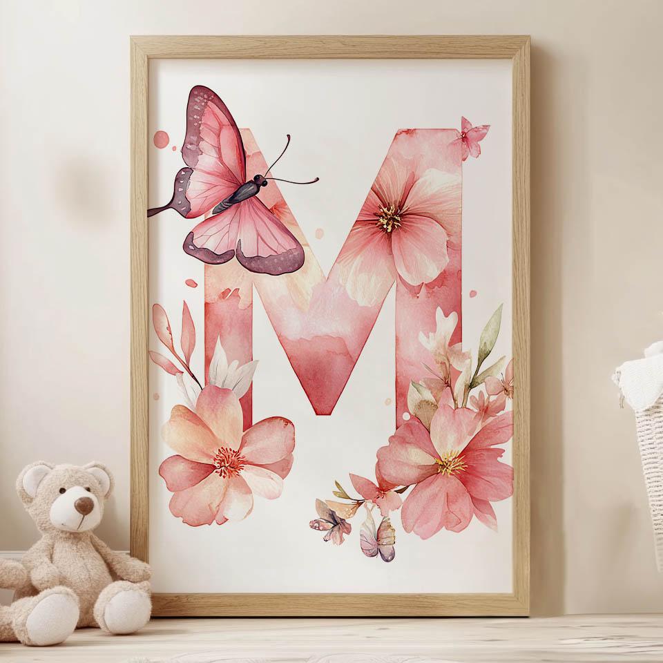Plakat Z Literą M W Kwiatowej Kompozycji Plakat Z Literą M W Kwiatowej Kompozycji, 50X70 Cm, Bez Ramy, Płótno Premium Na Blejtramie