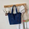 Korean Dgdaemun Fashi Denim Tote Bag Trendy Mom Casual and Minimalist Shoulder Bag with Studs Fashi Versatile Commute Bag