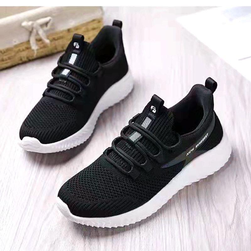 2024 spring and autumn new flat-bottomed fly-woven mesh sports shoes women's casual soft-soled lightweight running women's shoes