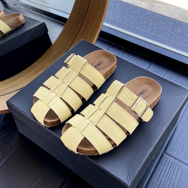 Women's Solid Color Flat Closed Toe Sandals Summer New Fashionable Hollow Woven Slip-on Thick-soled Beach Vacation Rome Sandals