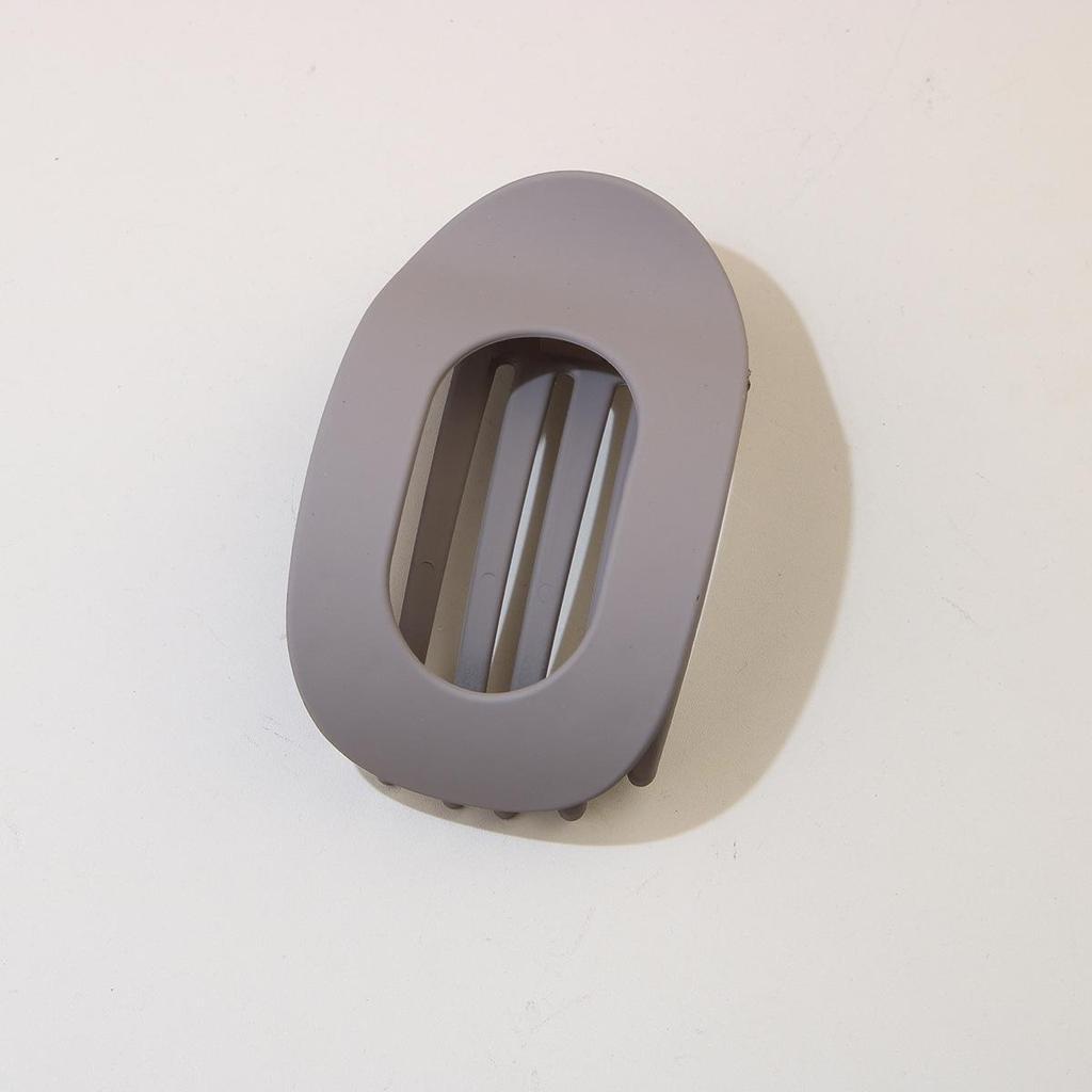 Large Round Duckbill Hair Clip with Strong Grip and Bendable Teeth - Hair Accessory