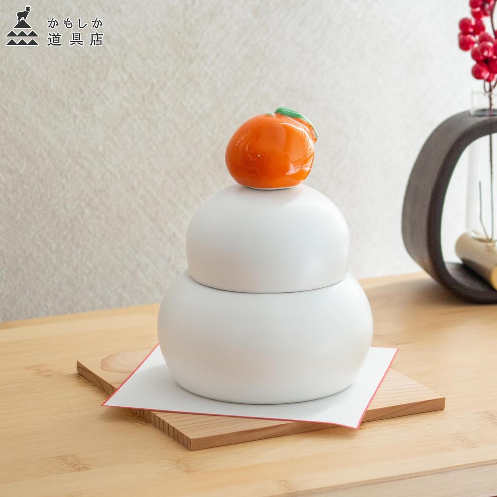 Kamoshika Tool Shop Ceramic Kagami Mochi with Orange New Ceramic Kagami Mochi Small Item Made In Banko with Amulet Card - Year's Decoration, Ornament,