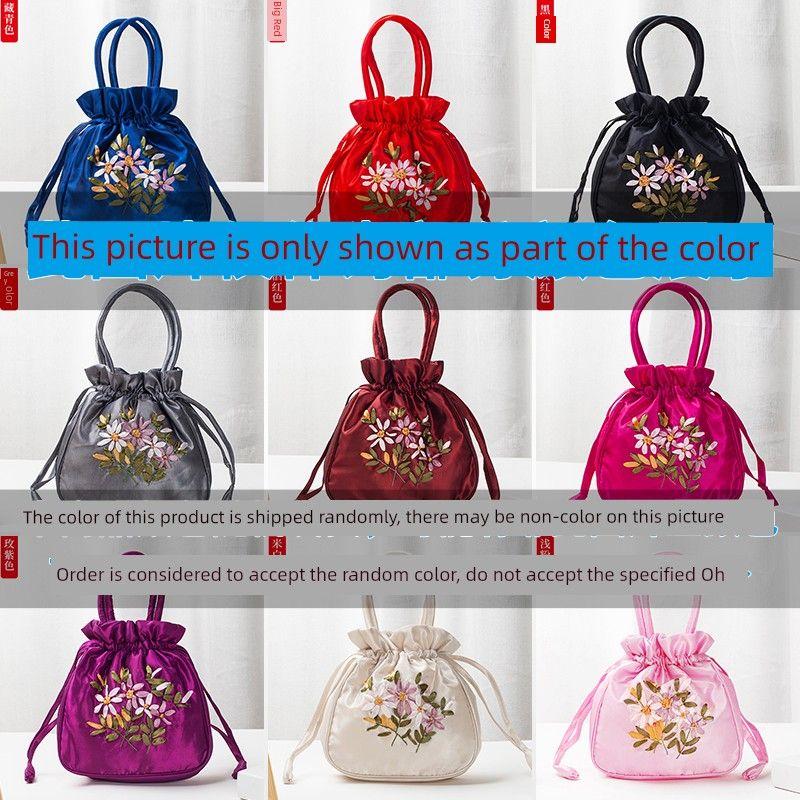 

Ethnic Style Embroidered Middle-Aged and Elderly Shopping Change Handbag Random color [note color is not supported]]