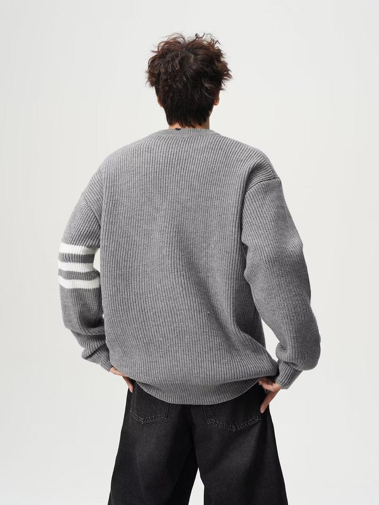 Men's Trendy Solid Color Round Neck Knitted Sweater - Autumn/Winter Casual Long Sleeve Korean Style Base Layer