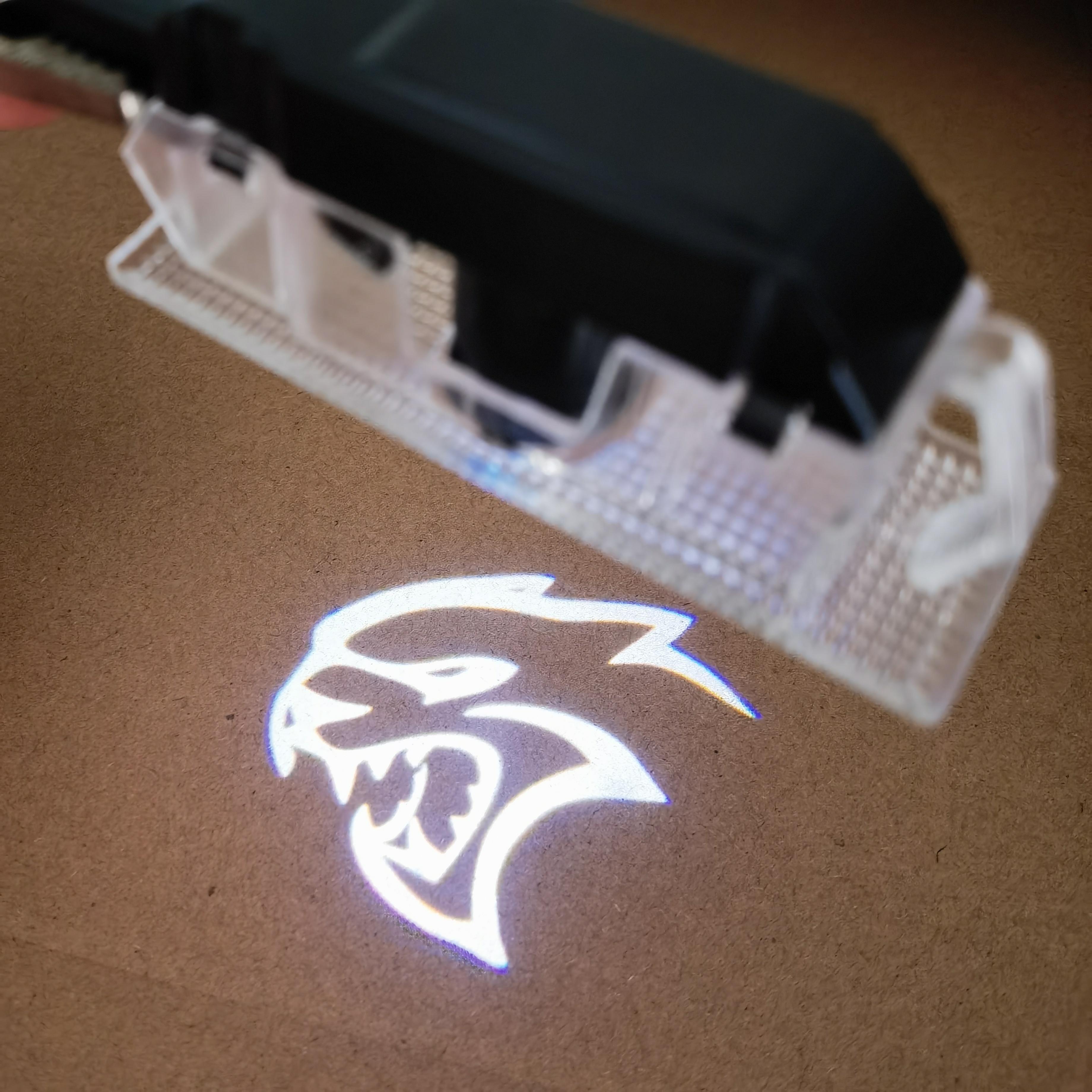 

2pcs White Leopard Shadow Light Welcome Light Courtesy LED Door Light Suitable For Scat Pack Challenger 2008-2019 Charger 2016-2019 белый