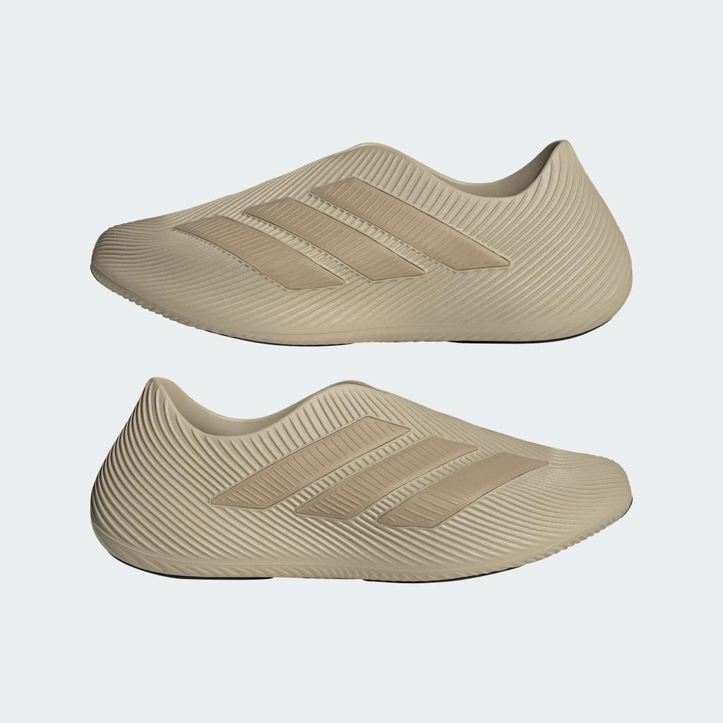 adidas Pure Chill KI0073 Unisex Sportswear Sandals Khaki Three / Gold Rw / Core Black
