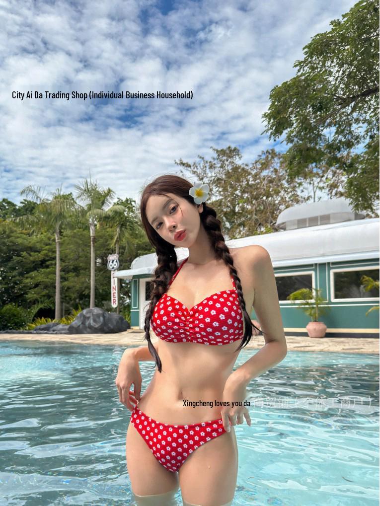 Thailand Sexy Print Bandeau Holiday Swimsuit Set for Women