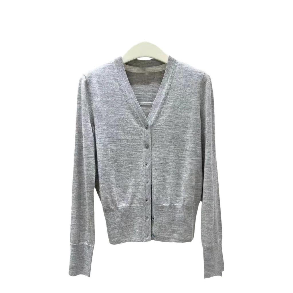 Women's Slimming Gray Cardigan & Vest Set – Autumn 2024 Collection for Petite Sizes