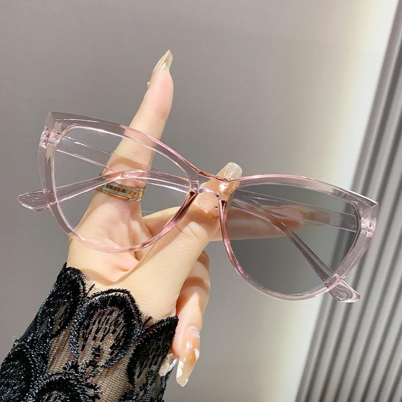 Cat Eye Frame Outdoor Pochromic Sunglasses Fashion Trendy Anti Blue Light Plain Eyeglasses Finished Optical Spectacle Eyewear