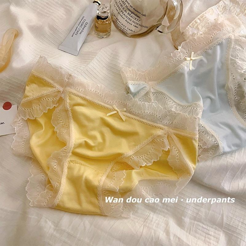 

Женские трусики из модала с низкой талией и кружевной отделкой - мягкие, с высоким разрезом, шаговый шов из чистого хлопка L жёлтый