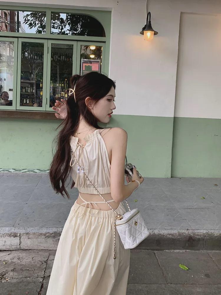 Damen Neckholder Quastenkleid: Hohle Taille, Bindegürtel, Slim Fit Langer Rock, Urlaubsstil.