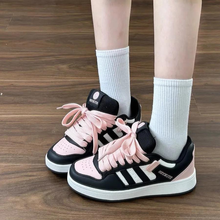 

Женские дизайнерские кроссовки осенняя мода платформа шнуровка спортивная обувь для сноубординга женская повседневная обувь для ходьбы на плоской подошве вулканизированная обувь 40