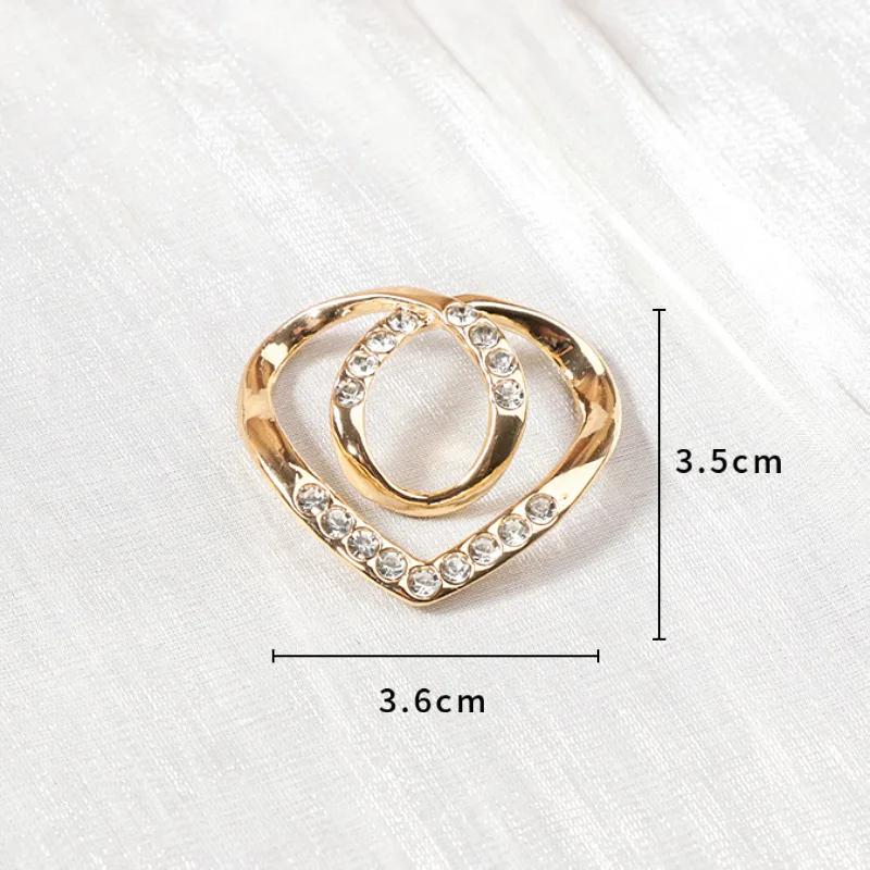 

1 шт., новая мода, завязанные на талии броши с уголком и жемчугом, металлический шарф, кольцо на пуговицах, рубашка, футболка, аксессуары с фиксированной пряжкой